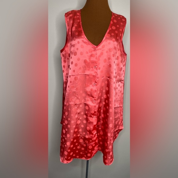 Maidenform Satin Like Polka Dot Sleeveless Nightgown Size XL - Picture 1 of 5